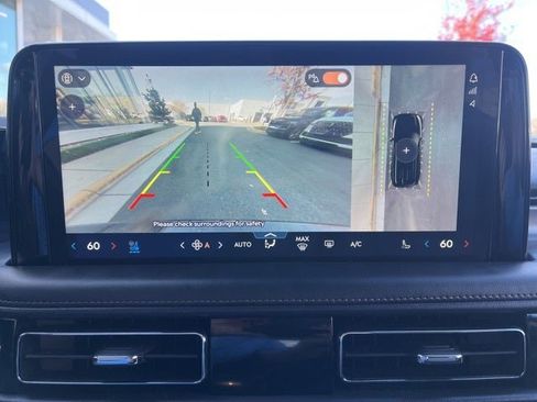 Certified 2025 Lincoln Aviator AWD w/ Jet Appearance Package image 38