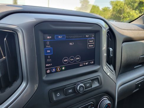 Used 2022 Chevrolet Silverado 1500 Custom image 22