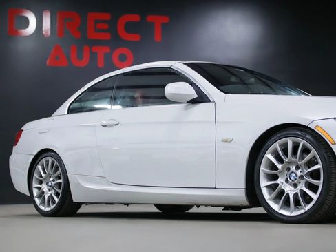 Used 2013 BMW 328i Convertible w/ M Sport Pkg image 7
