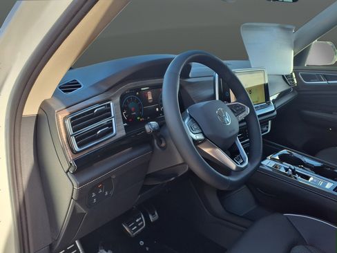 New 2026 Volkswagen Atlas SEL Premium R-Line AWD/4WD image 22