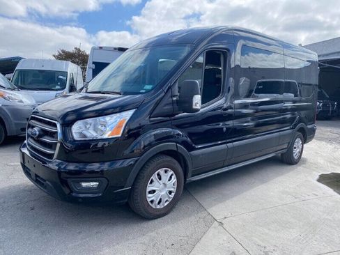 Used 2020 Ford Transit 350 XLT image 3