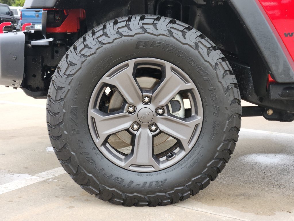 Used 2017 Jeep Wrangler Unlimited Rubicon AWD/4WD image 10