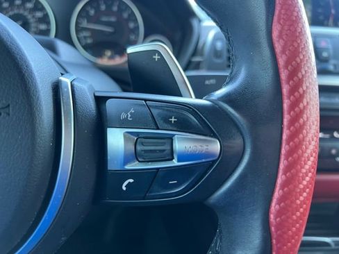 Used 2018 BMW 430i Convertible image 18