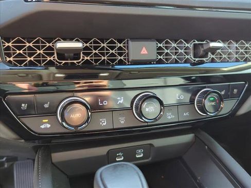 Used 2024 Honda Accord Touring image 12