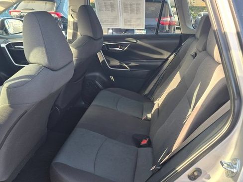 Used 2025 Toyota RAV4 XLE FWD image 14