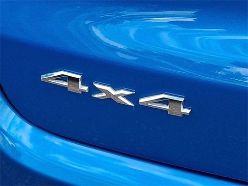 Used 2024 Jeep Compass Latitude image 22