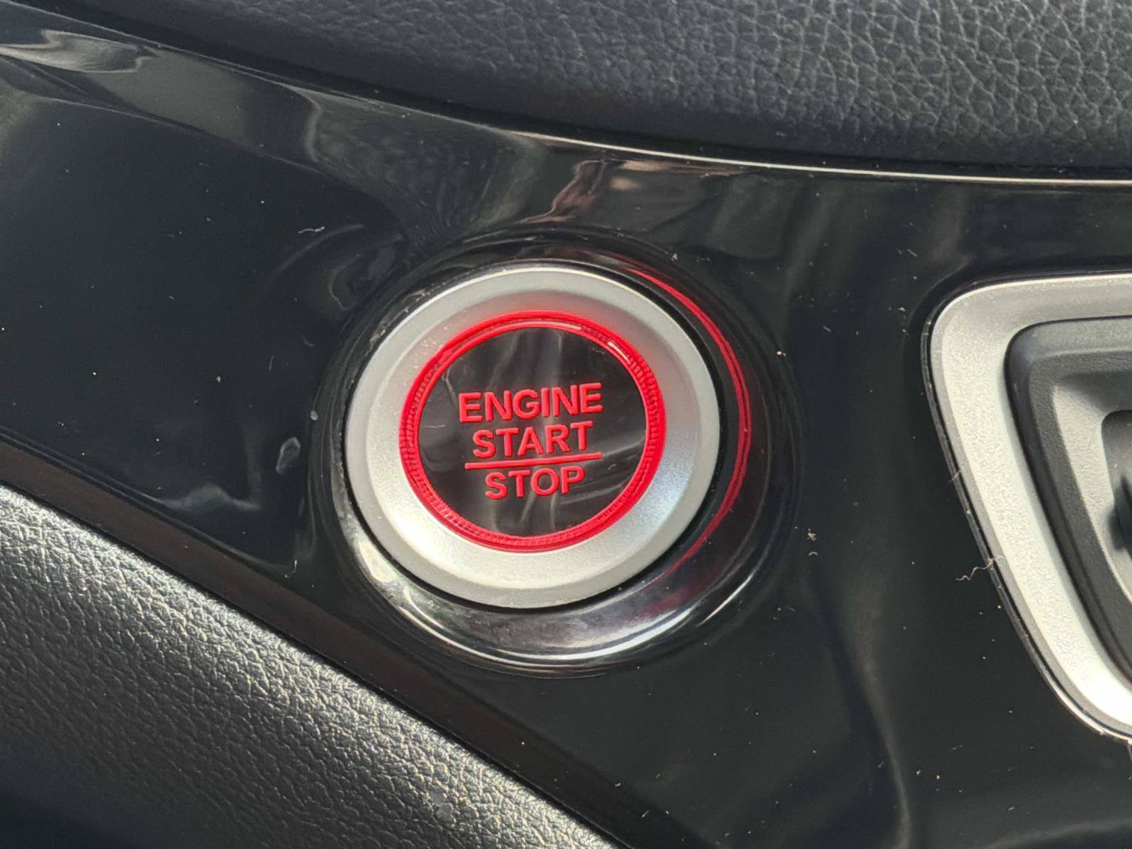Certified 2024 Honda Passport Black Edition image 16