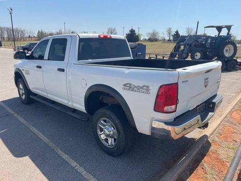 Used 2018 RAM 2500 Tradesman w/ Chrome Appearance Group image 5