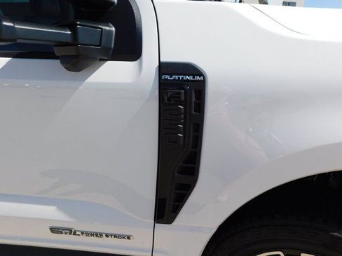 New 2026 Ford F250 Platinum image 9