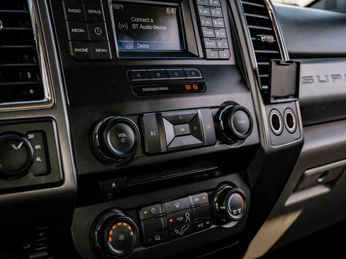 Used 2018 Ford F250 XLT AWD/4WD image 20