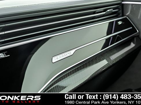Used 2021 Audi SQ8 Prestige w/ Prestige Package AWD/4WD image 18