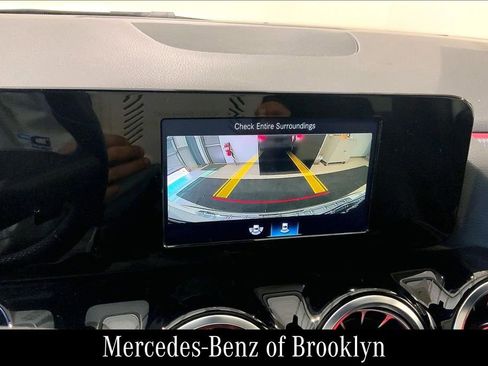 Certified 2023 Mercedes-Benz GLA 250 4MATIC image 27