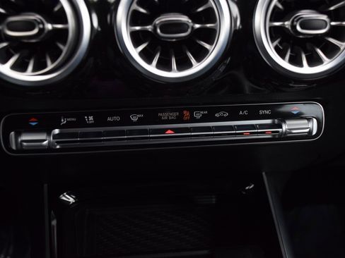 Certified 2025 Mercedes-Benz GLA 250 GLA 250 image 26