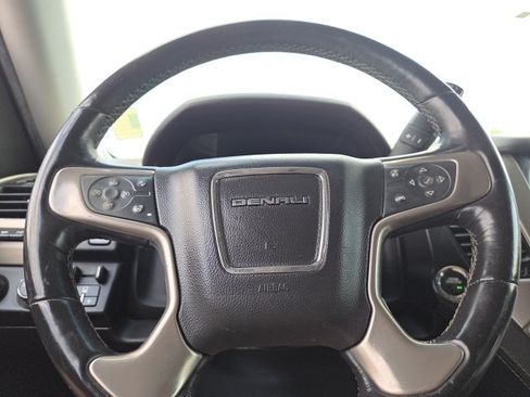 Used 2017 GMC Yukon XL Denali w/ Open Road Package AWD/4WD image 20