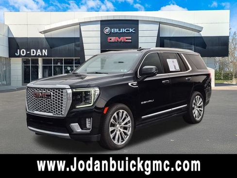 Used 2022 GMC Yukon Denali w/ Denali Premium Package AWD/4WD image 1