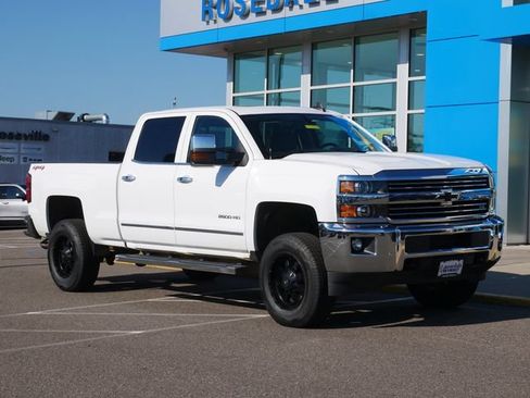 Used 2015 Chevrolet Silverado 2500 LTZ w/ LTZ Plus Package AWD/4WD image 23