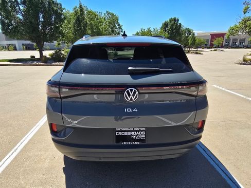 Used 2024 Volkswagen ID.4 2WD image 5