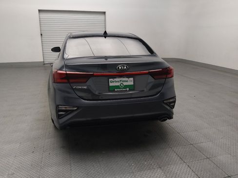 Used 2020 Kia Forte LXS FWD image 6