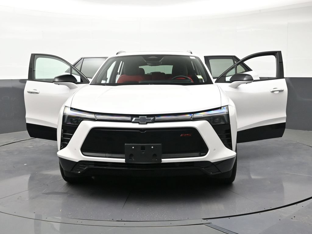 Used 2025 Chevrolet Blazer EV RS w/ Super Cruise Package AWD/4WD image 37