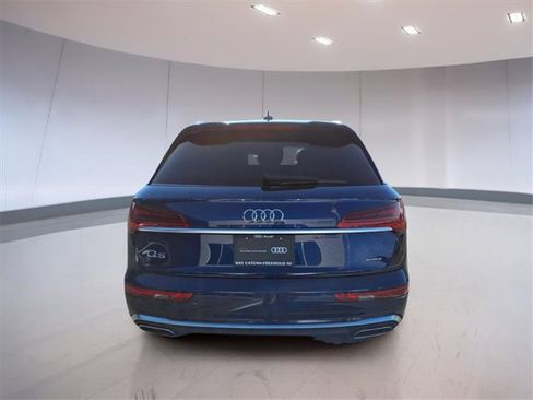 Used 2023 Audi Q5 2.0T Premium Plus w/ Premium Plus Package image 5