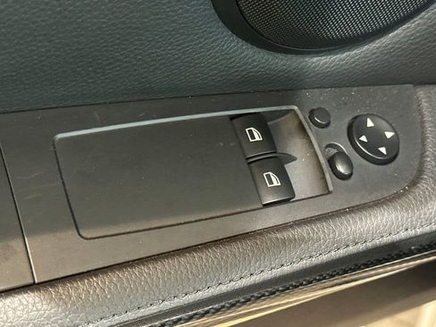 Used 2007 BMW 335i Coupe image 10