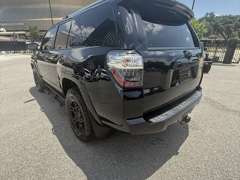 Used 2021 Toyota 4Runner SR5 image 5