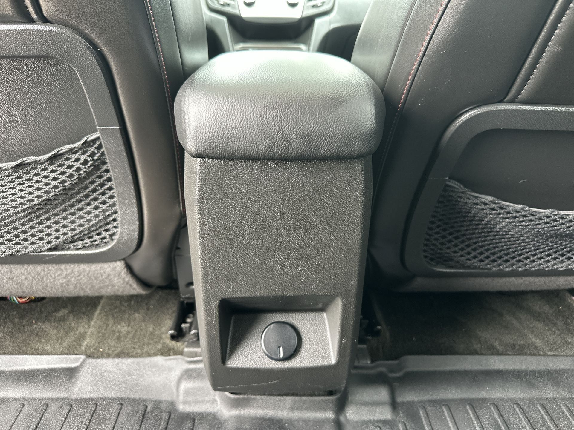 Used 2016 Chevrolet Equinox LTZ w/ Enhanced Convenience Package FWD image 22