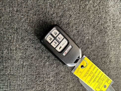 Used 2016 Honda Odyssey EX-L image 38