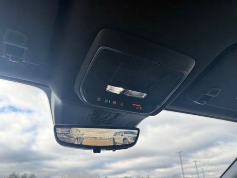 Used 2024 Chevrolet Blazer EV RS image 22