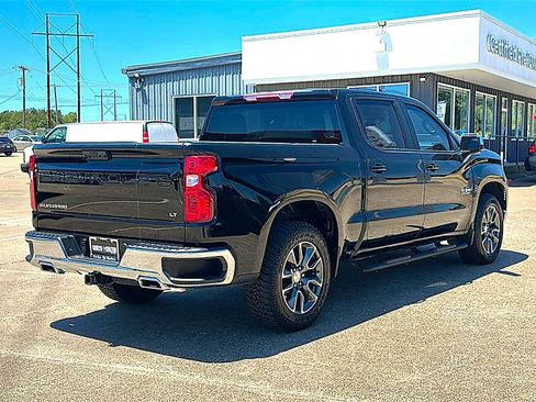 Used 2023 Chevrolet Silverado 1500 LT w/ Z71 Off-Road Package AWD/4WD image 8