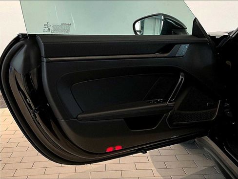 New 2026 Porsche 911 GT3 image 23