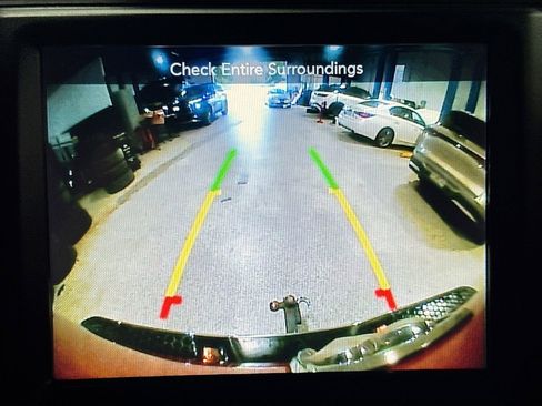 Used 2016 RAM 1500 Laramie image 14