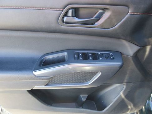 Used 2023 Nissan Pathfinder Rock Creek image 24