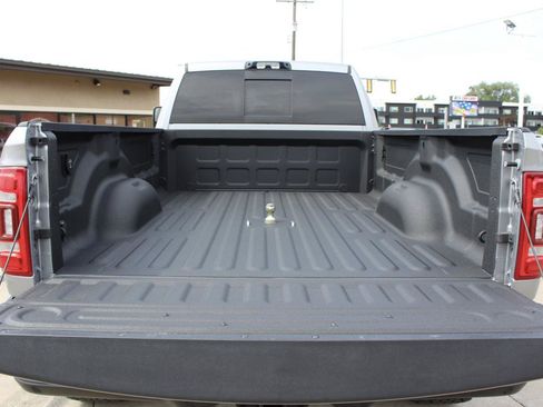 Used 2024 RAM 3500 Laramie AWD/4WD image 43