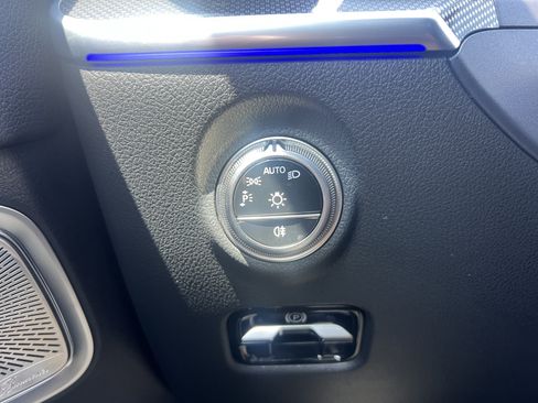 Certified 2025 Mercedes-Benz CLE 450 4MATIC Coupe image 17