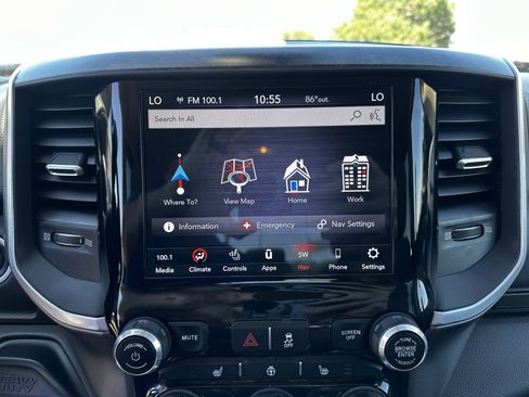 Used 2020 RAM 3500 Big Horn w/ Towing Technology Group AWD/4WD image 18