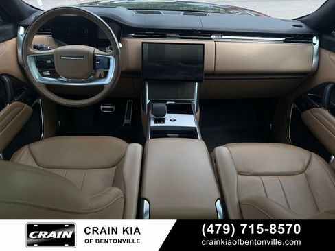 Used 2025 Land Rover Range Rover Long Wheelbase SE AWD/4WD image 29