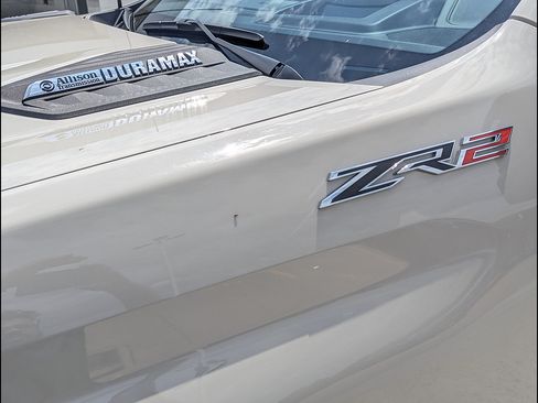 New 2026 Chevrolet Silverado 2500 ZR2 AWD/4WD image 11