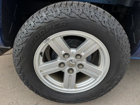 Used 2011 Dodge Dakota Big Horn w/ Utility Group AWD/4WD image 18