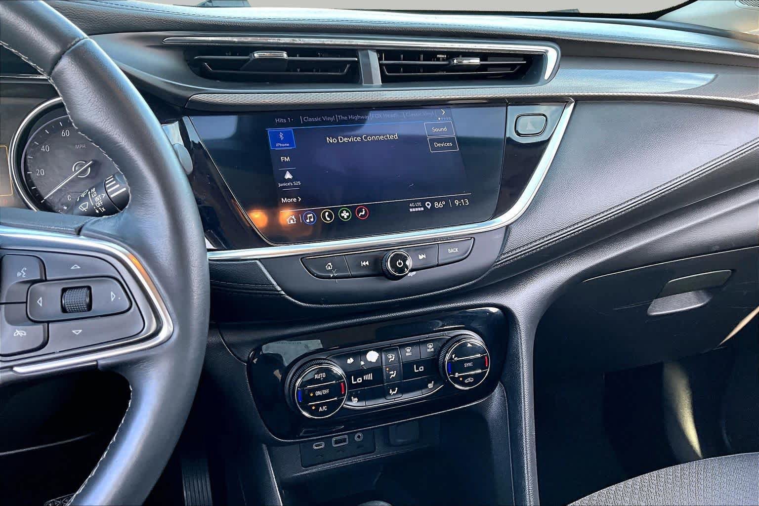 Used 2022 Buick Encore GX Select w/ Sport Touring Package FWD image 7