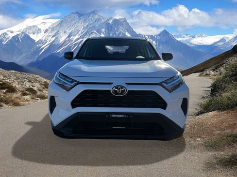Certified 2025 Toyota RAV4 LE image 8