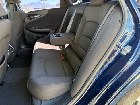 Used 2021 Chevrolet Malibu LT FWD image 33
