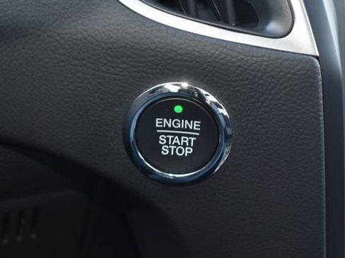 Used 2024 Ford Edge SEL w/ Convenience Package image 18