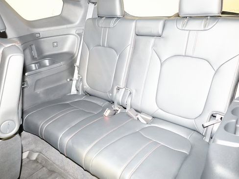 Used 2024 Honda Pilot TrailSport image 26