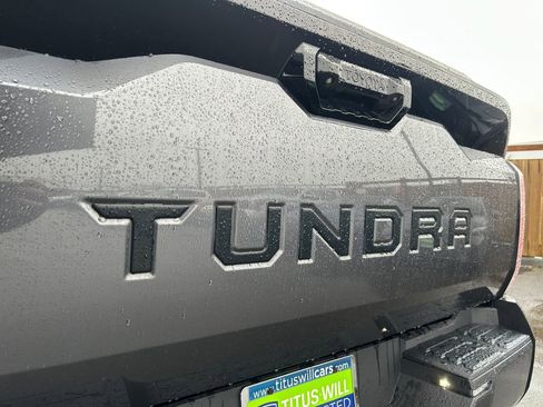 Used 2023 Toyota Tundra Platinum image 31