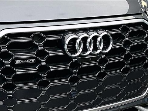 Used 2022 Audi Q5 2.0T Premium Plus image 32