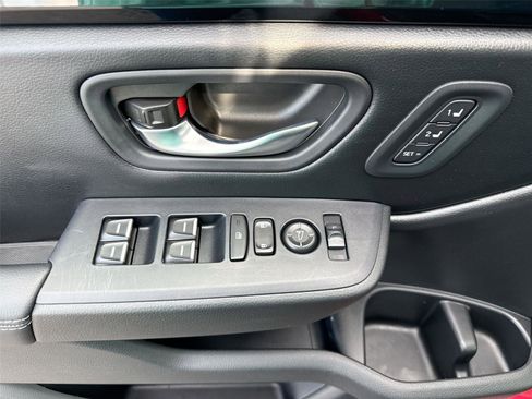 Certified 2025 Honda Pilot EX-L image 15