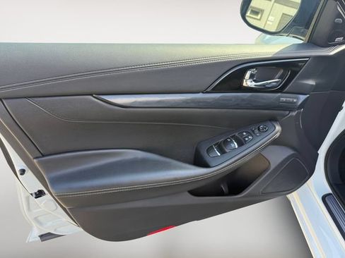 Used 2021 Nissan Maxima Platinum FWD image 10