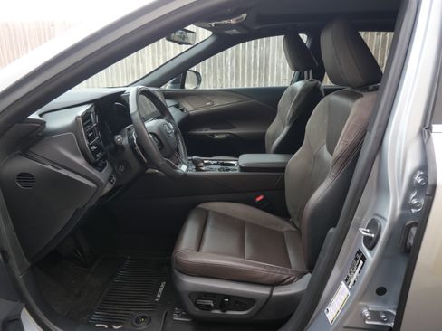 Used 2023 Lexus RX 350 image 19