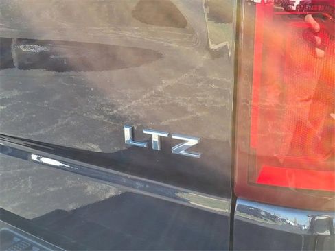 Used 2022 Chevrolet Silverado 1500 LTZ image 23